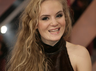 F9.- Dinamarca: Sidsel Ben Semmane -- Twist of Love.