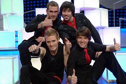 F2.- España: D'Nash -- I love you mi vida.