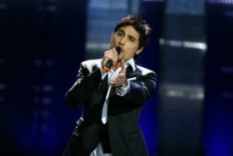 A18.- Rusia: Dima Bilan -- Believe
