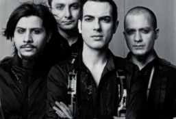 B3.- Turquía: Mor ve Ötesi -- Deli