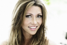 B8.- República Checa: Tereza Kerndlova -- Have some fun